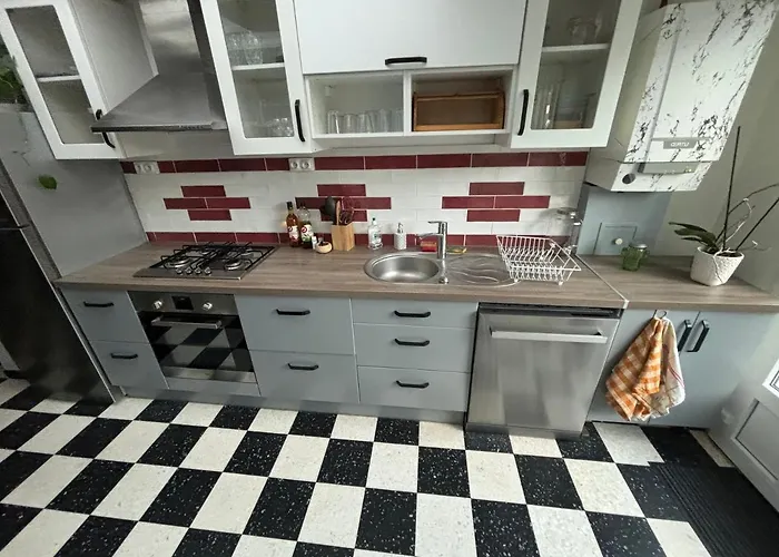 Apartamento Maison Romane Possible 8couchages *